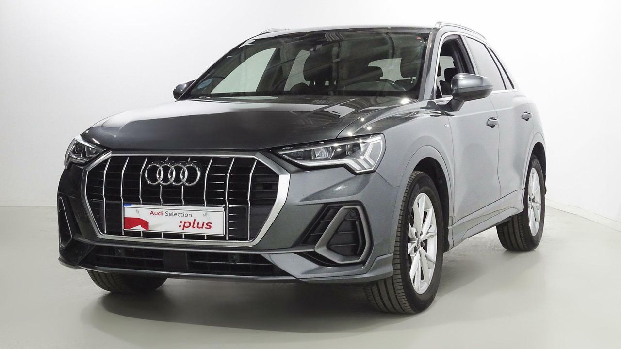 Foto audi q3 2021 /