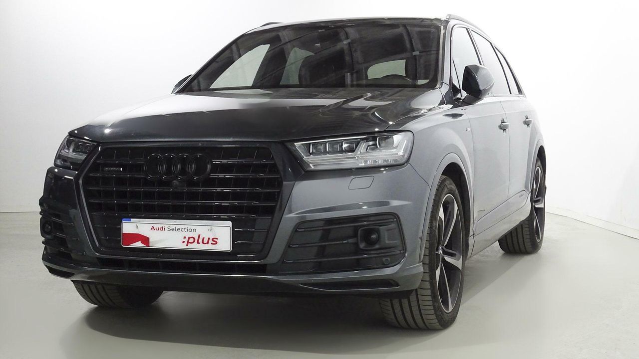 Cargador doble iphone tipo c  de segunda mano - audi q7 2018 /
