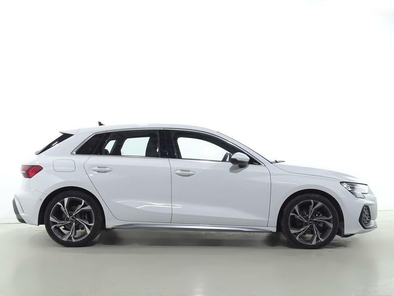 audi a3 2024 / foto grande (3)