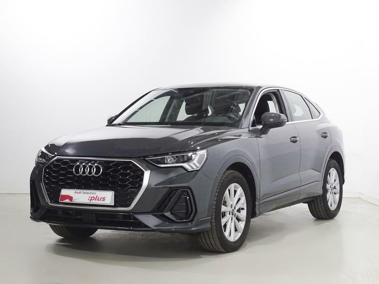 Foto audi q3 2021 /