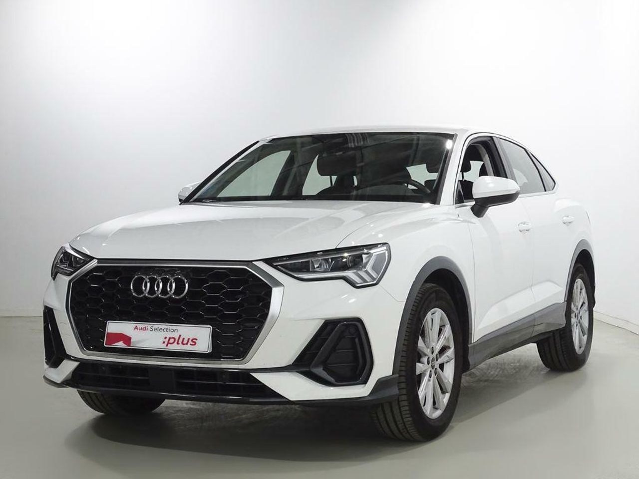 Foto audi q3 2021 /