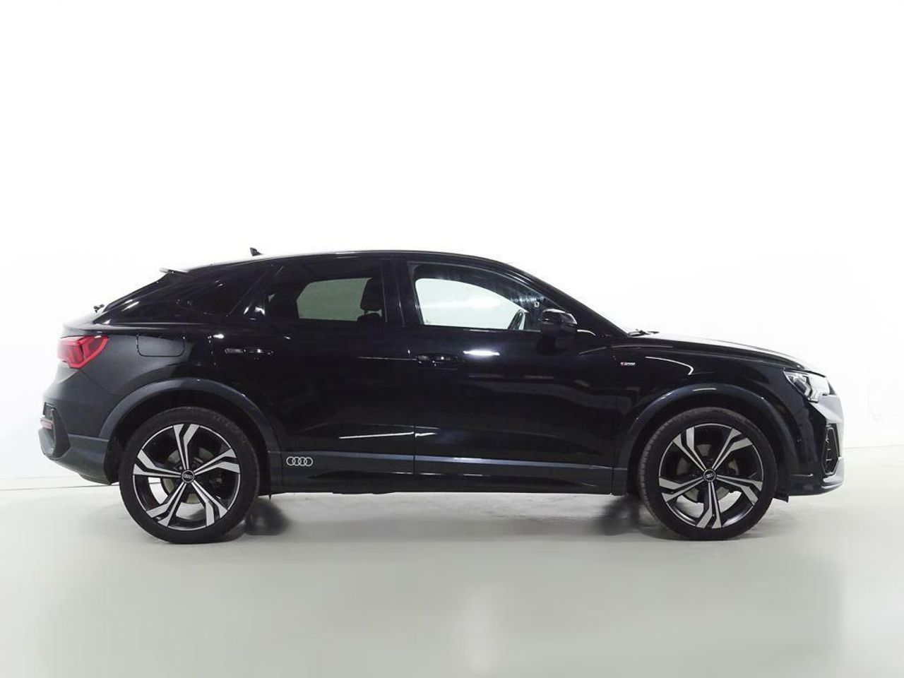 audi q3 2021 / foto grande (3)
