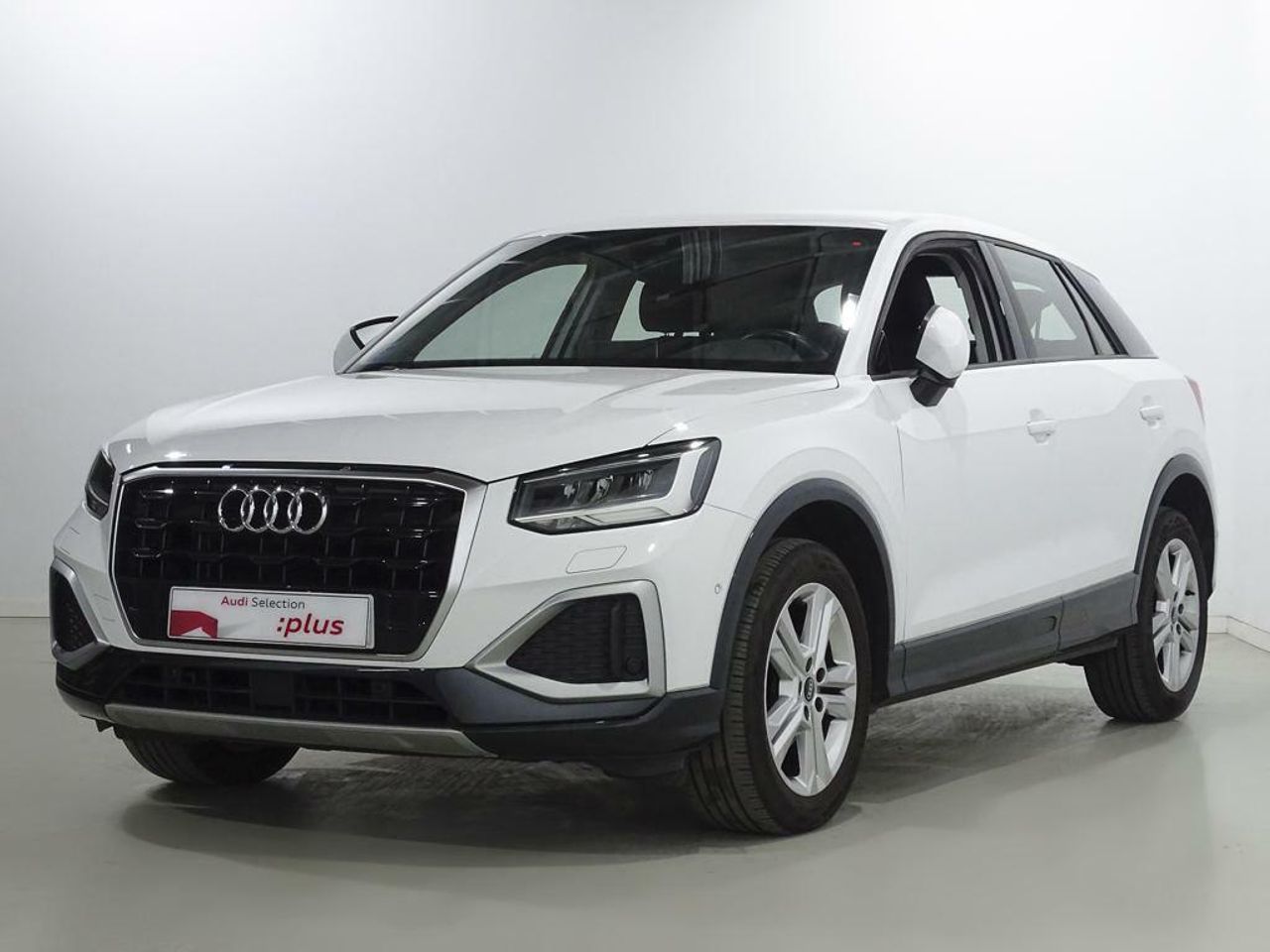 Audi q2 2023 4500km  de segunda mano - audi q2 2021 /