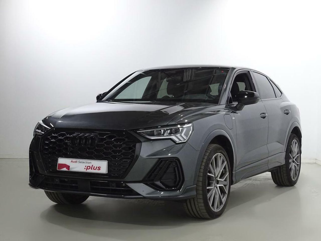 Foto audi q3 2023 /