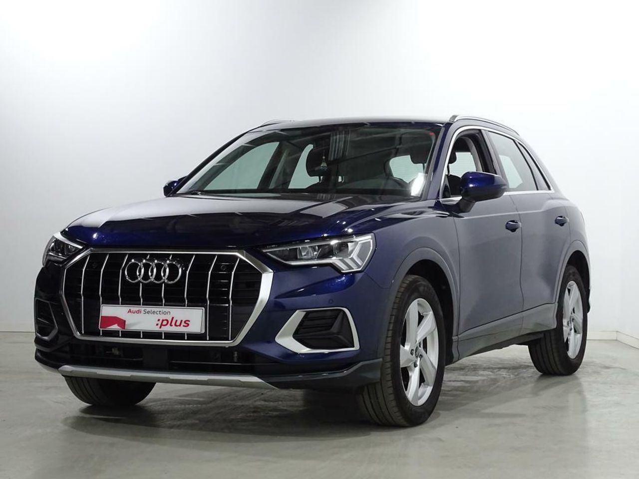 audi q3 2022 /