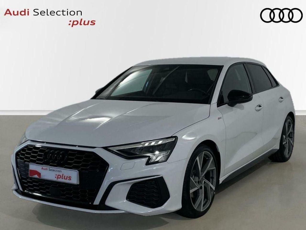 audi a3 2023 /
