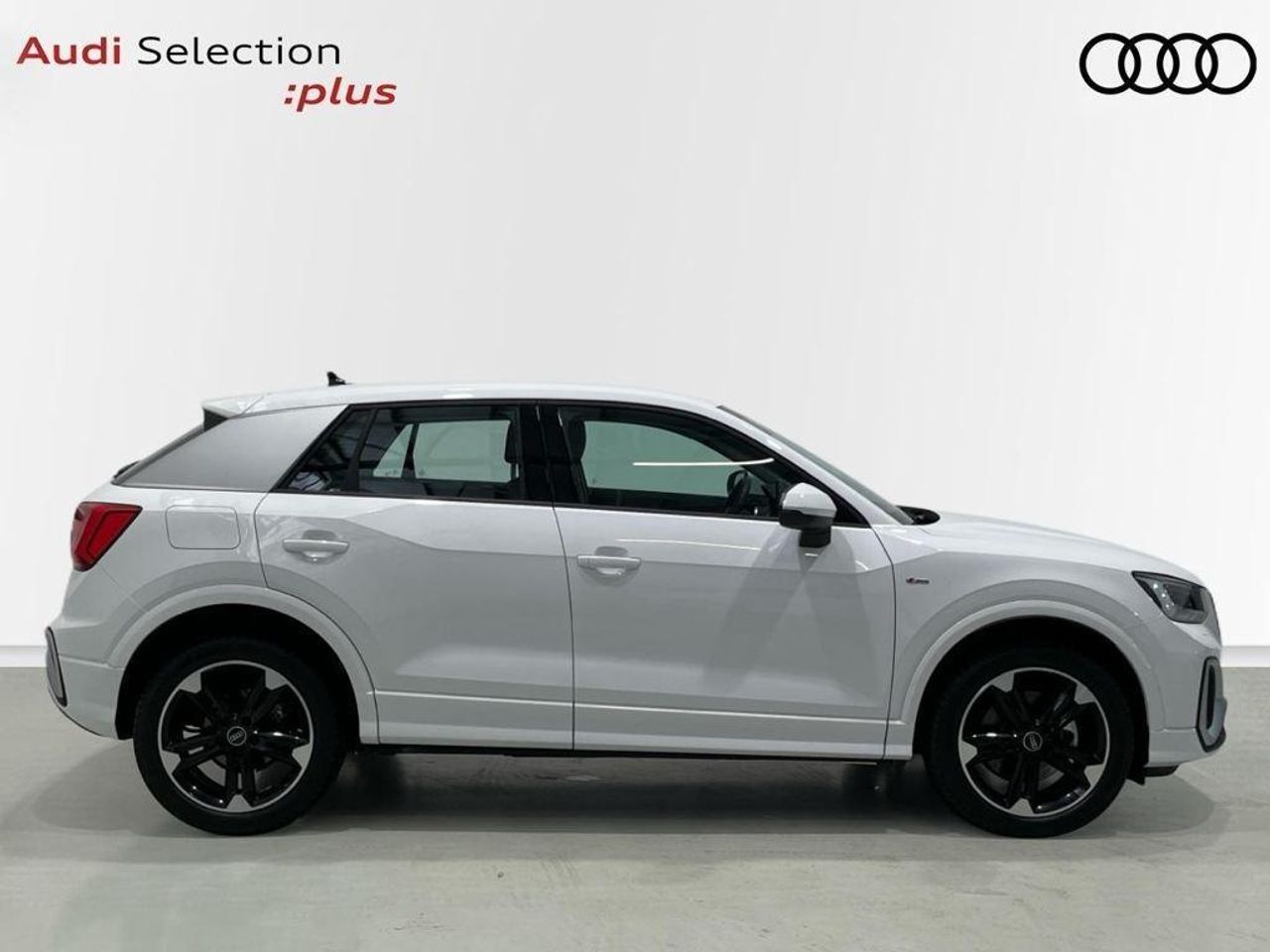 Audi Q2 Adrenalin Black Edition 35 TDI 110 kW (150 CV) S tro - foto 3