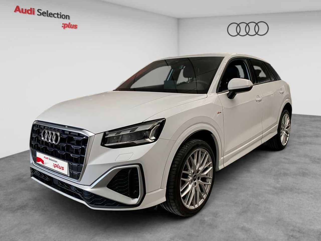 Captur 2024 cargador de induccion  de segunda mano - audi q2 2024 /