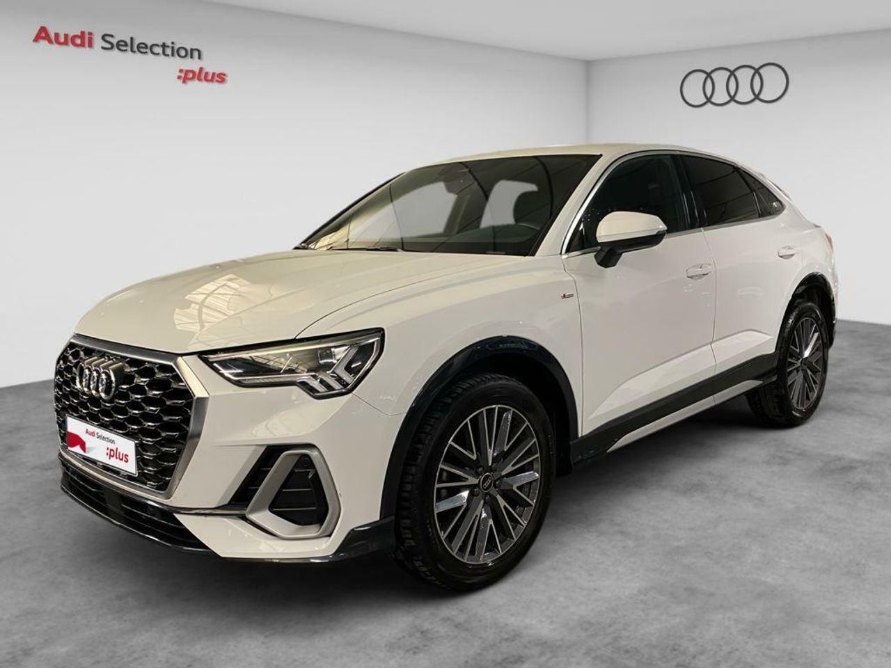 Foto audi q3 2022 /