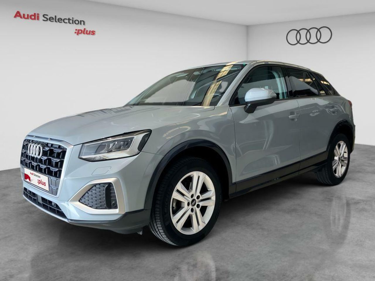 audi q2 2021 /