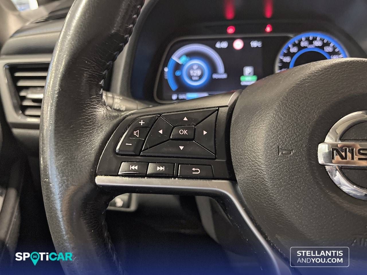 Nissan Leaf 40kWh Tekna - foto 13