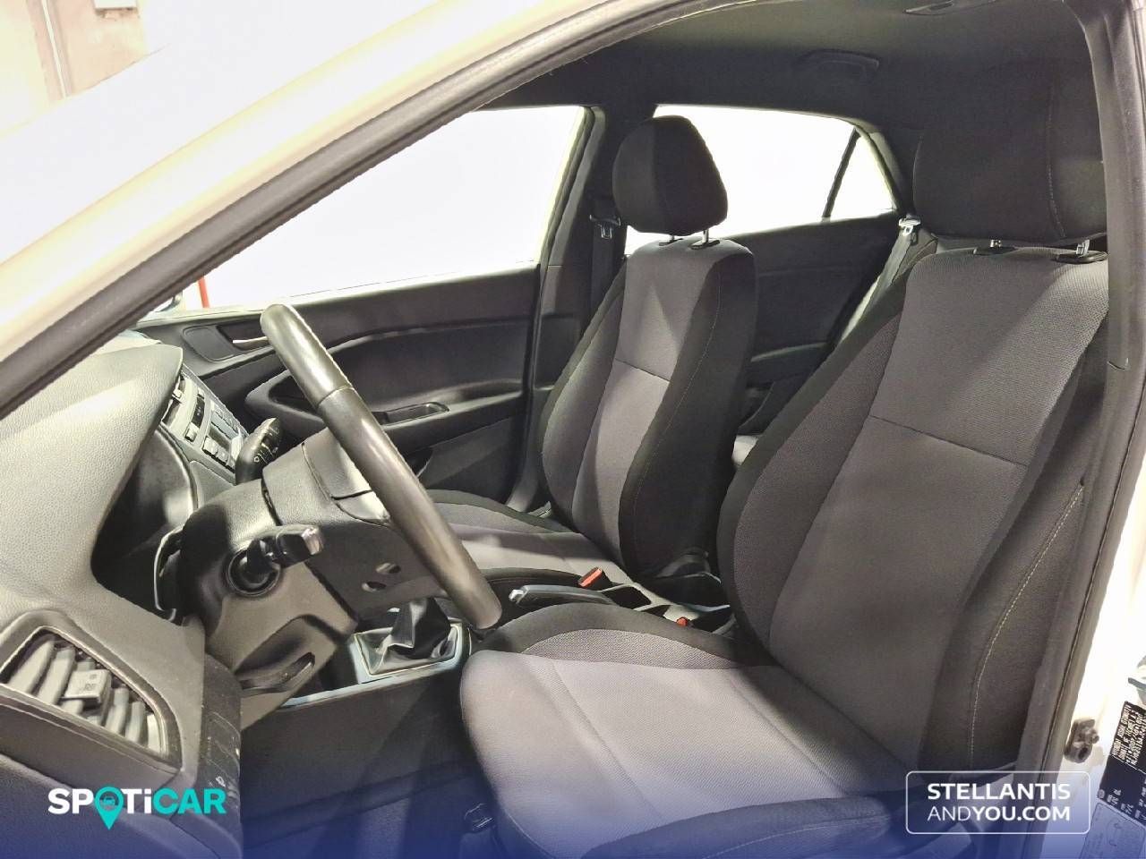 Hyundai i20 1.2 MPI Fresh - foto 9