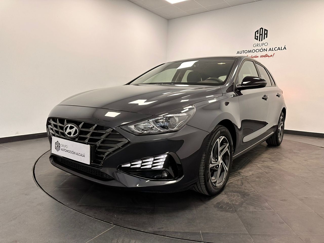 Ficha  de segunda mano - hyundai i30 2022 /
