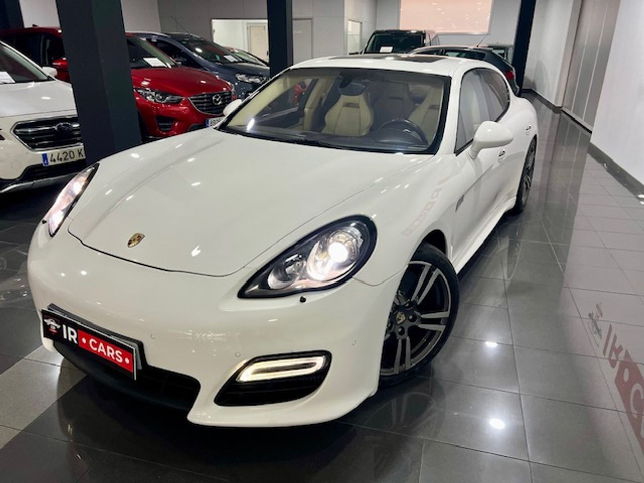 Tarimas de exterior de composite  de segunda mano - porsche panamera 2011 /