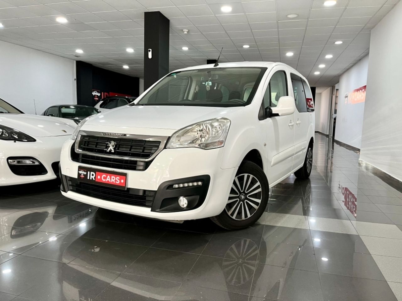 Foto peugeot partner 2017 /