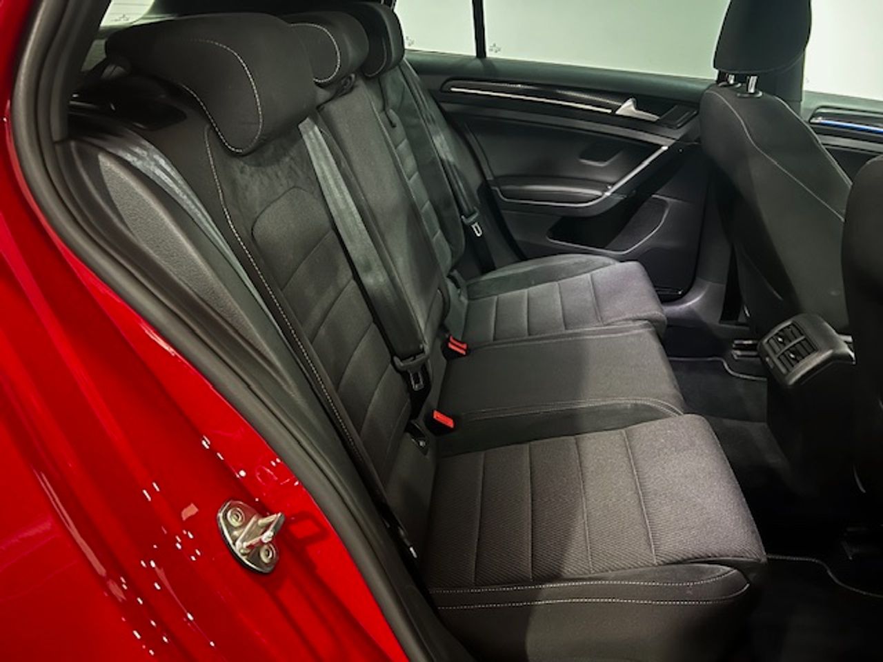 Volkswagen Golf R BMT 4Motion - foto 10