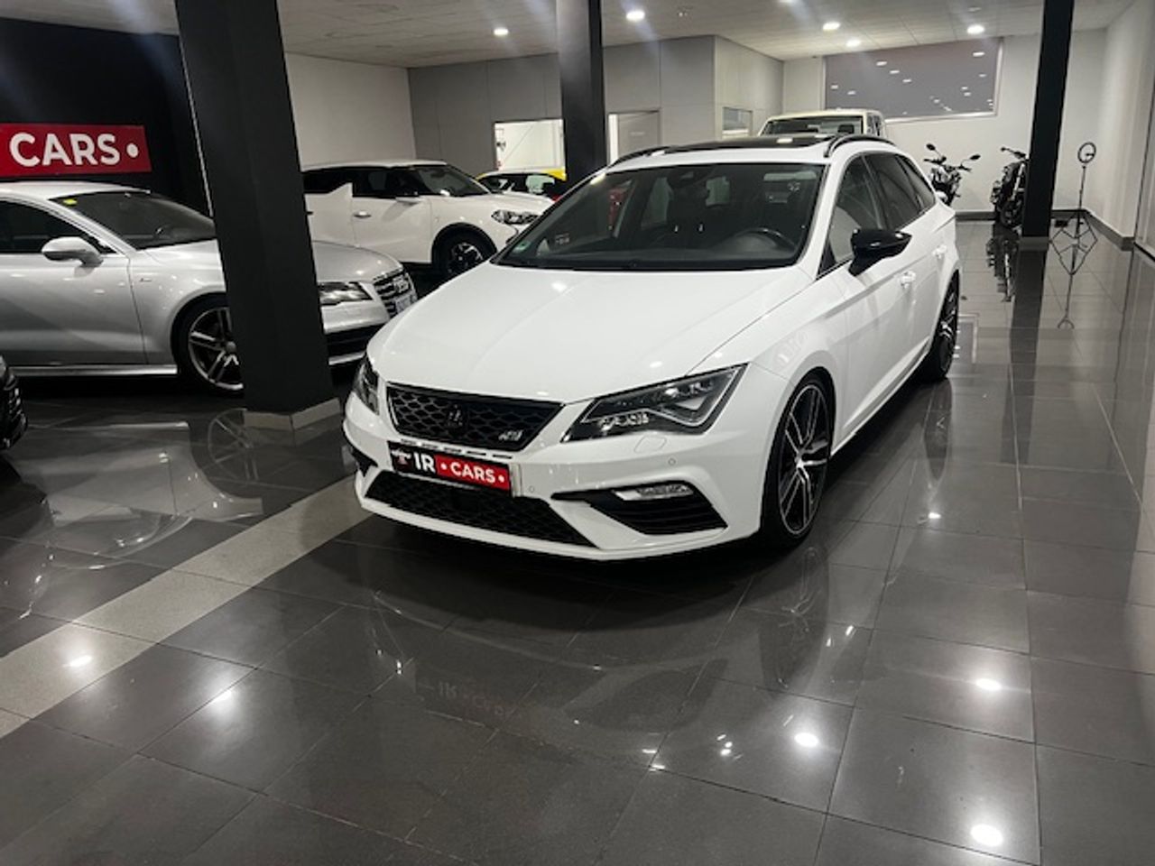 Seat Leon Cupra 300 - foto 12