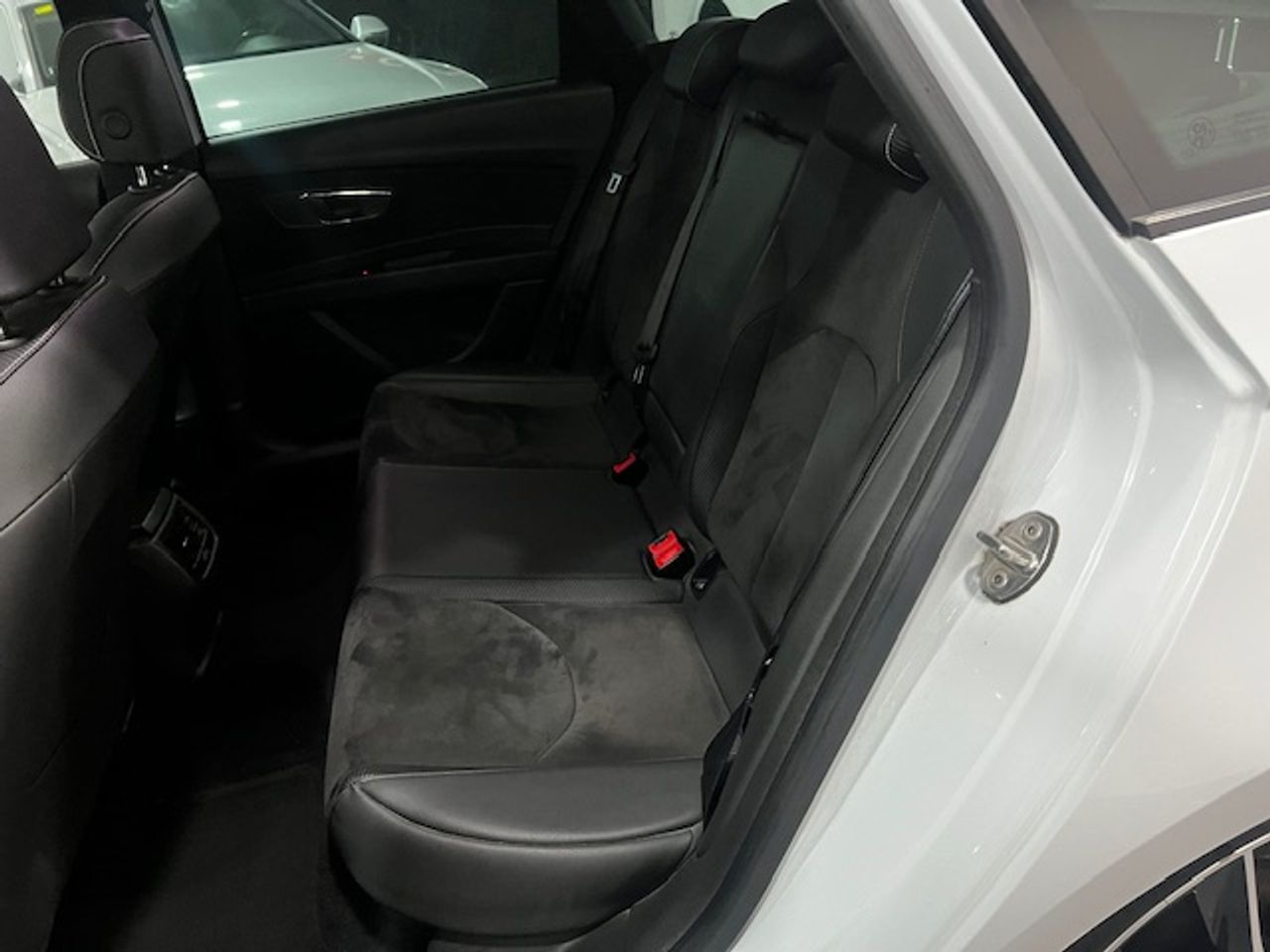 Seat Leon Cupra 300 - foto 6