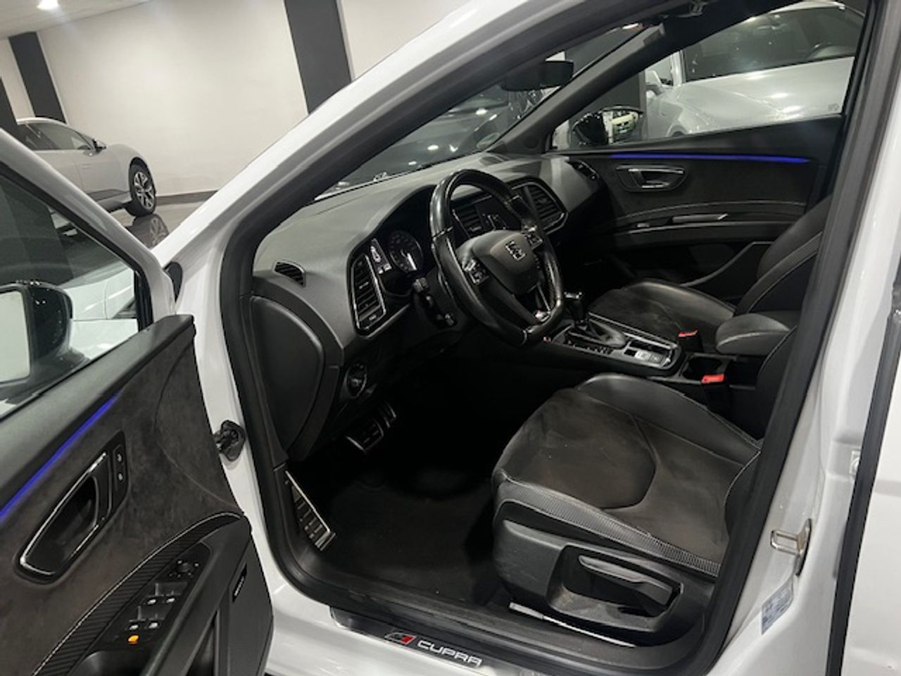 Seat Leon Cupra 300 - foto 2