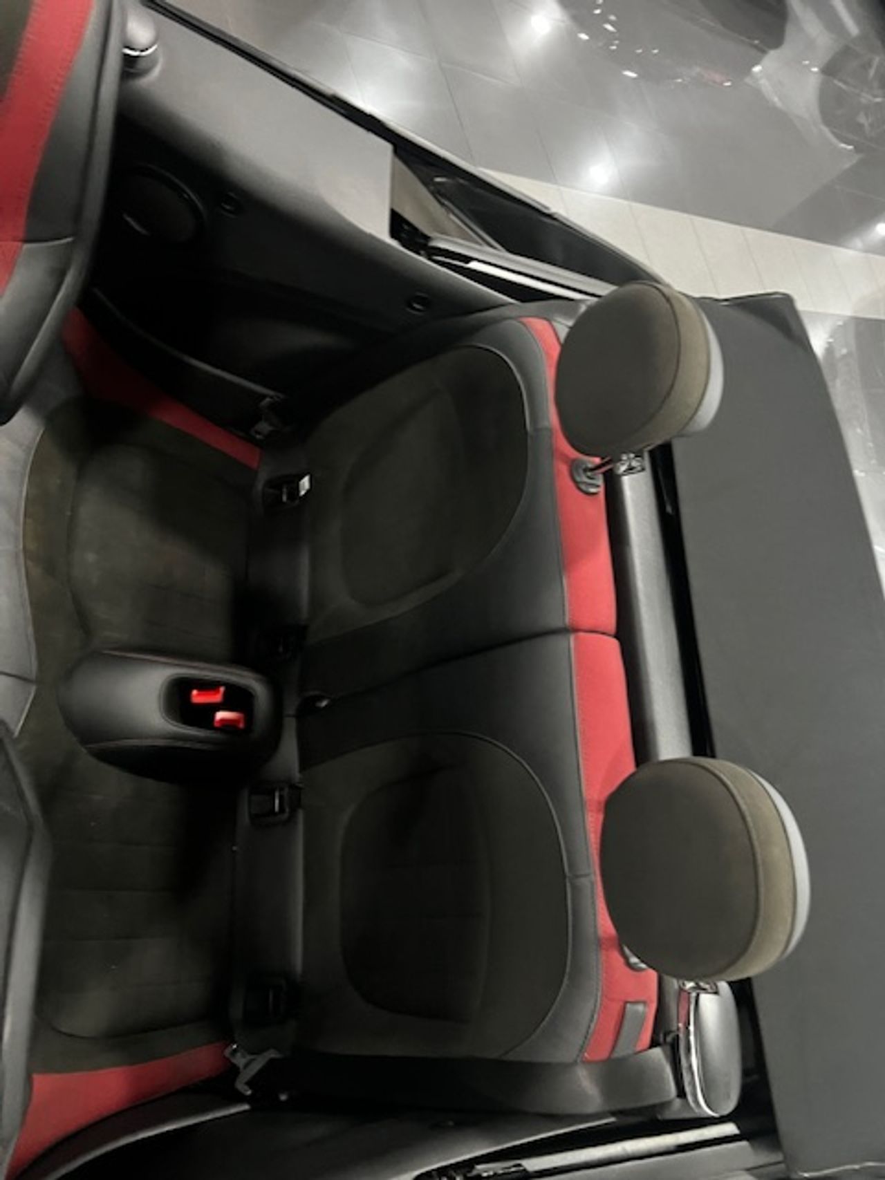 MINI Cabrio John Cooper Works - foto 9