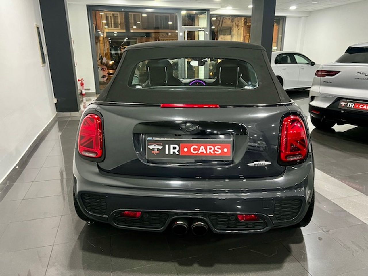 MINI Cabrio John Cooper Works - foto 18