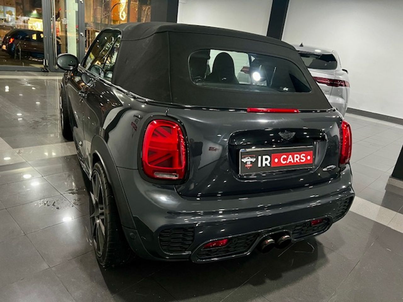 MINI Cabrio John Cooper Works - foto 20
