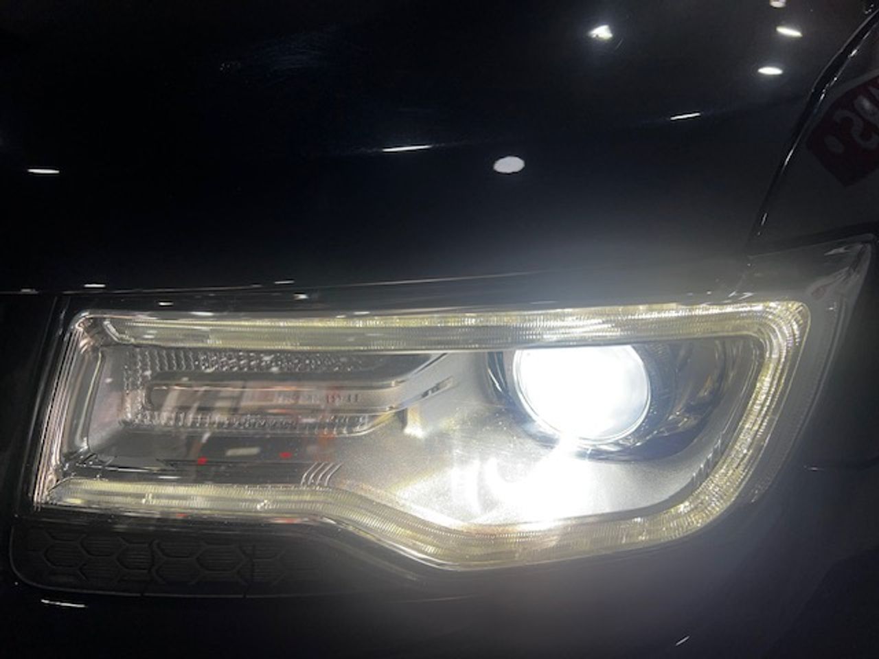 Jeep Grand Cherokee 3.0 CRD Limited - foto 21