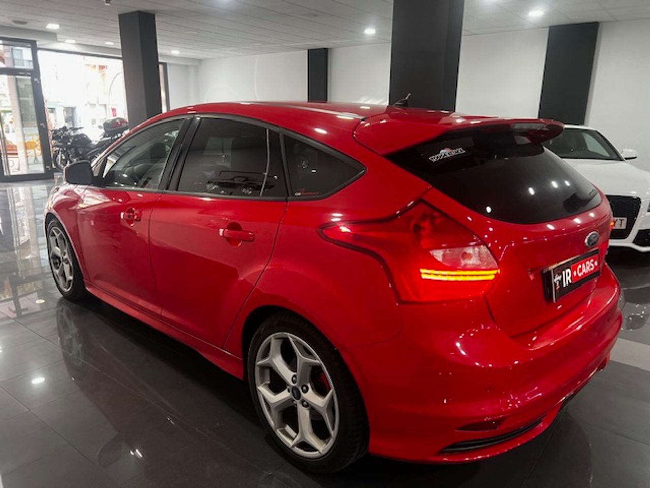 Ford Focus ST - foto 14