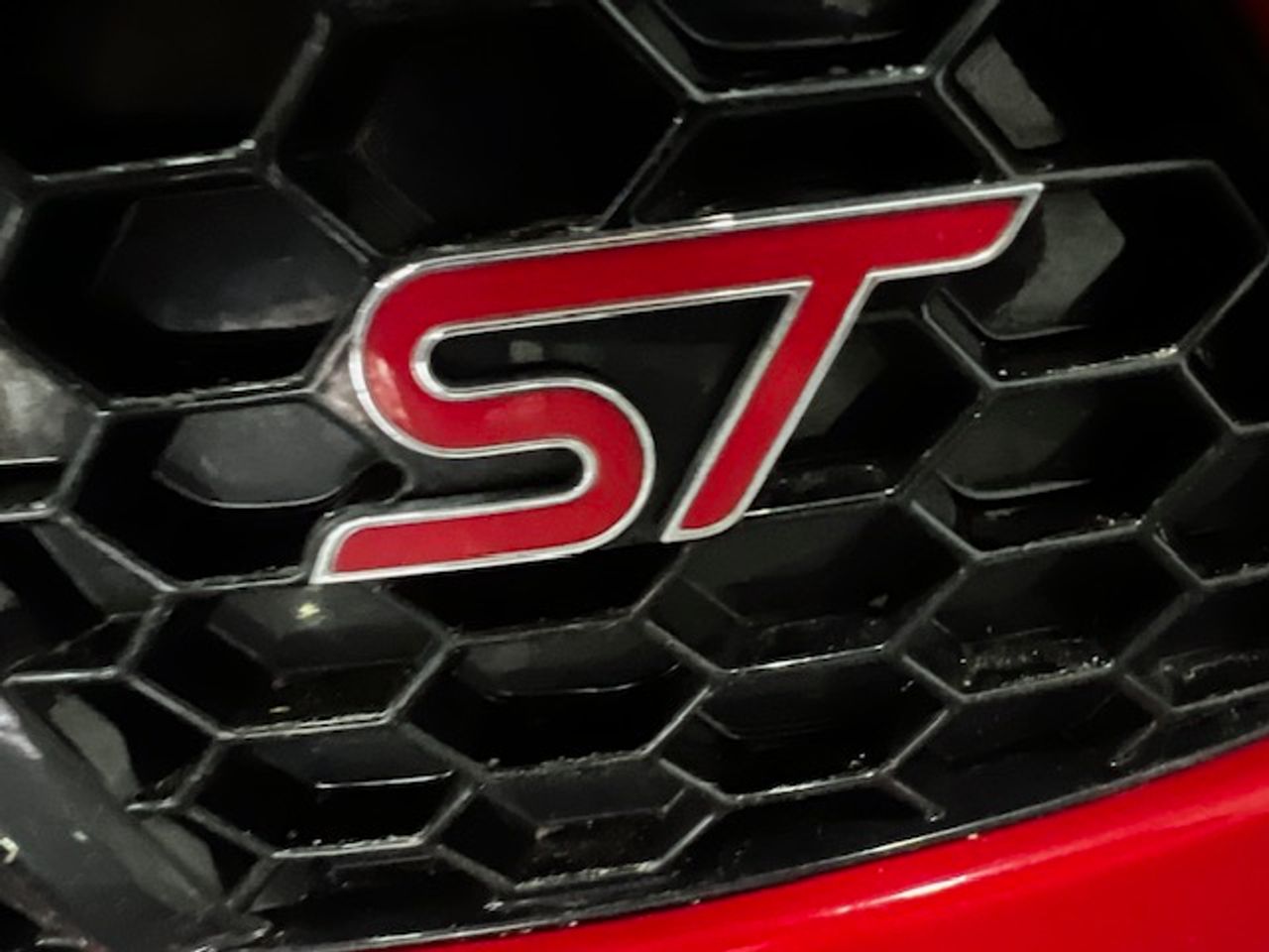 Ford Focus ST - foto 19