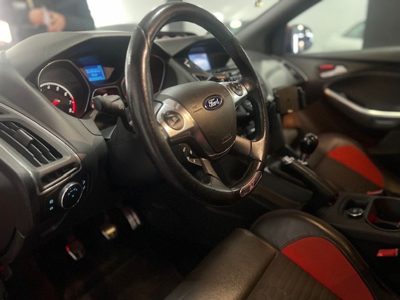 Ford Focus ST - foto 4