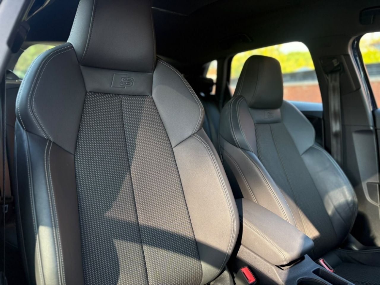 Audi A3 35 TDI Genuine edition - foto 4