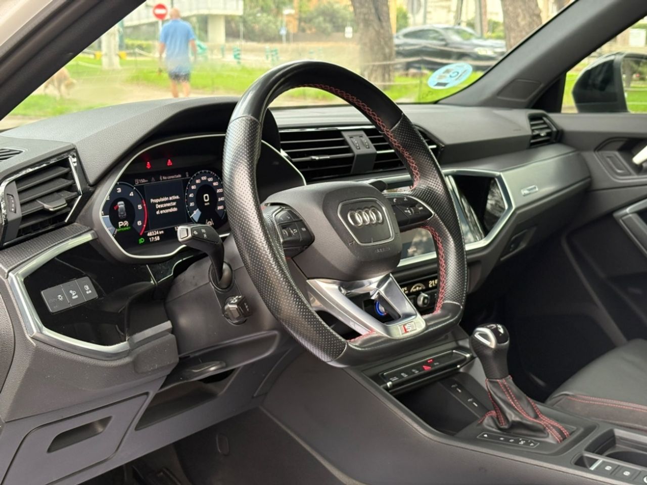 Audi Q3 35 TDI Black line - foto 4