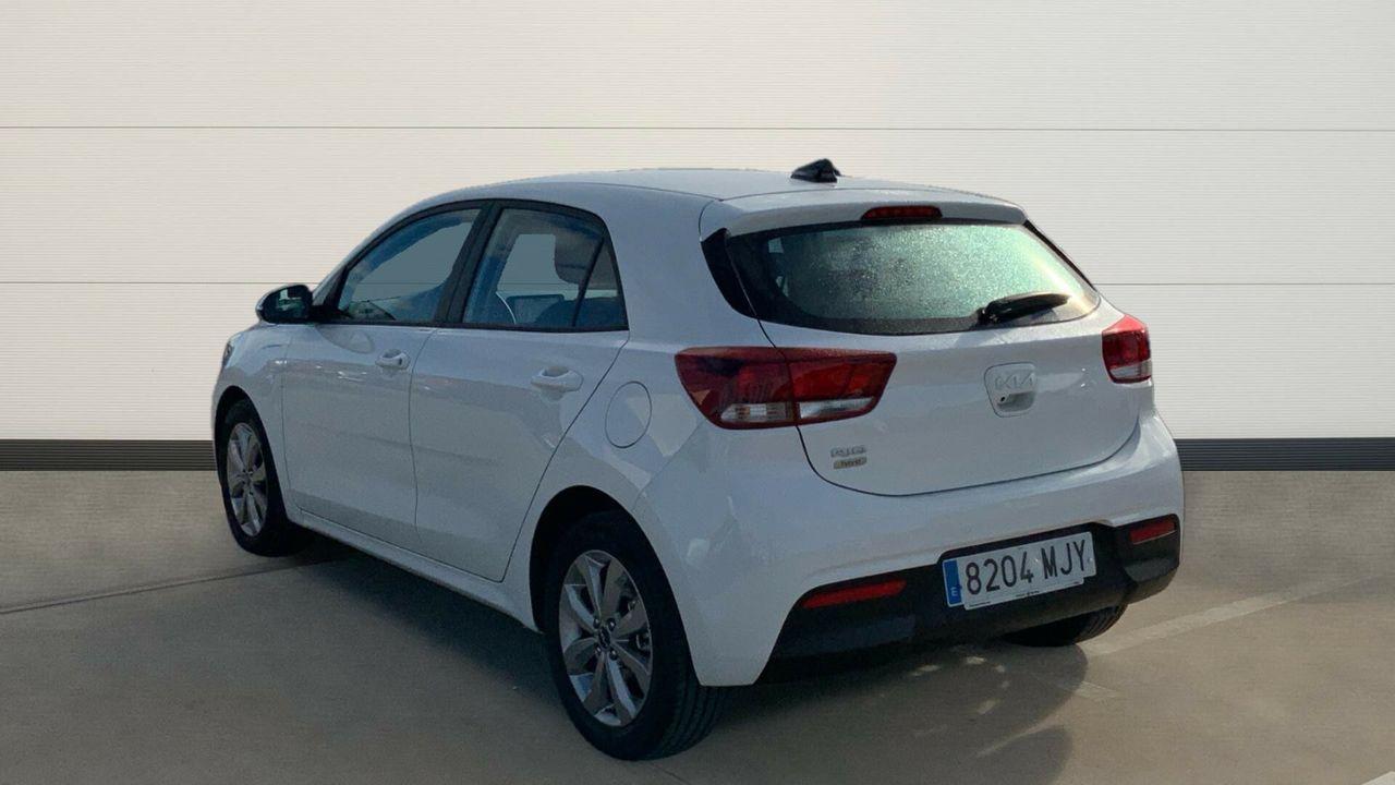 kia rio 2023 / foto grande (3)