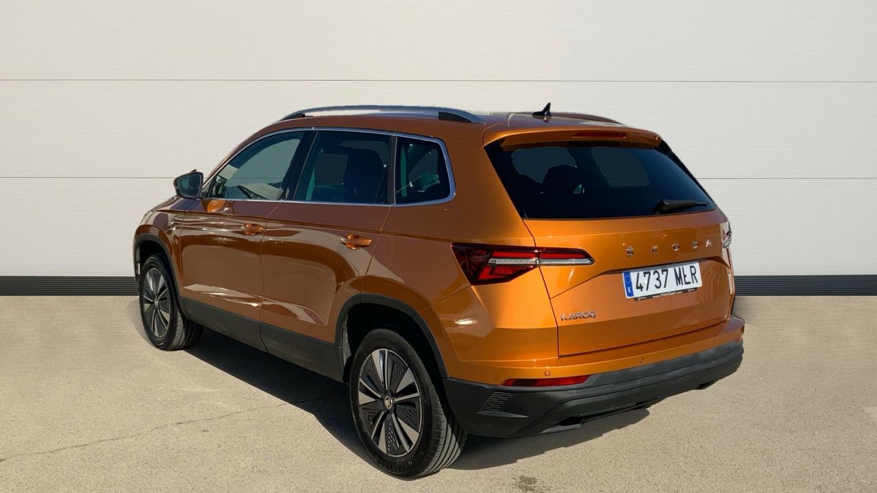 skoda karoq 2023 / foto grande (3)