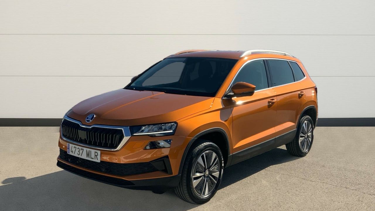 skoda karoq 2023 / foto grande (2)