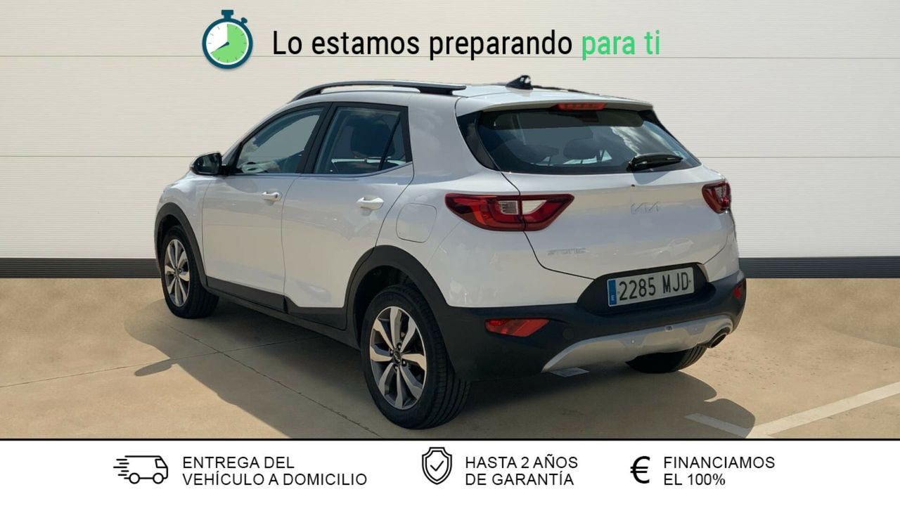 kia stonic 2023 / foto grande (2)