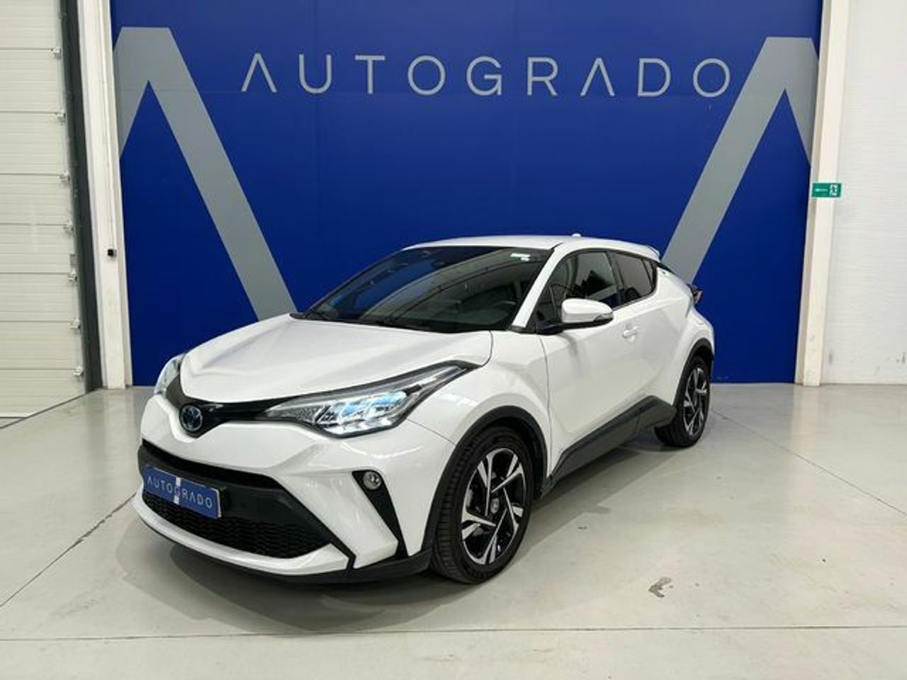 Foto toyota c-hr 2023 /