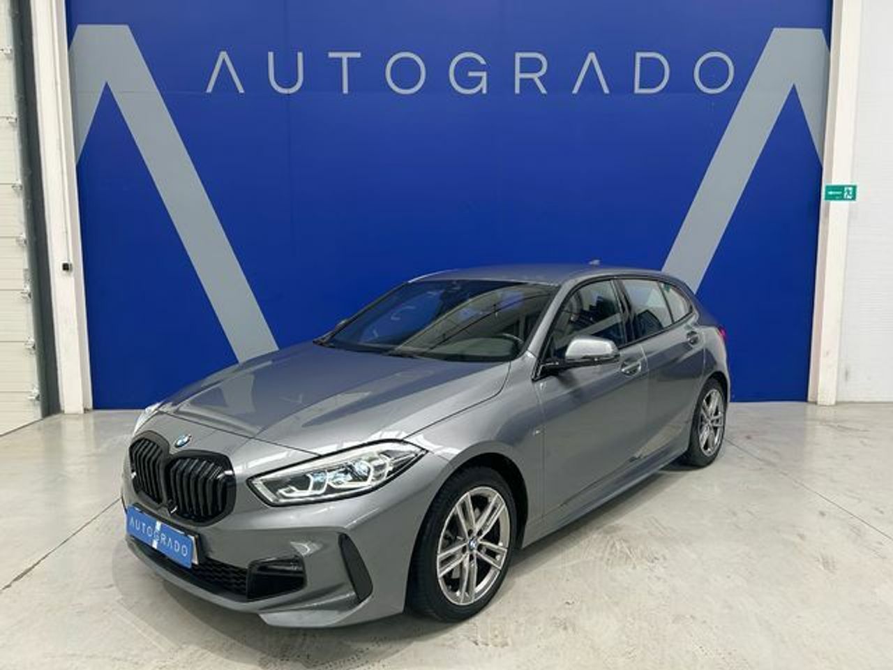 Foto bmw serie 1 2022 /