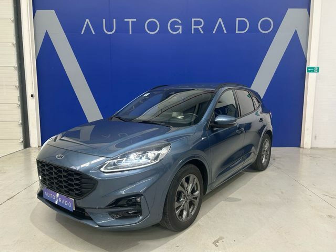 Mini cooper azul 2022  de segunda mano - ford kuga 2022 /