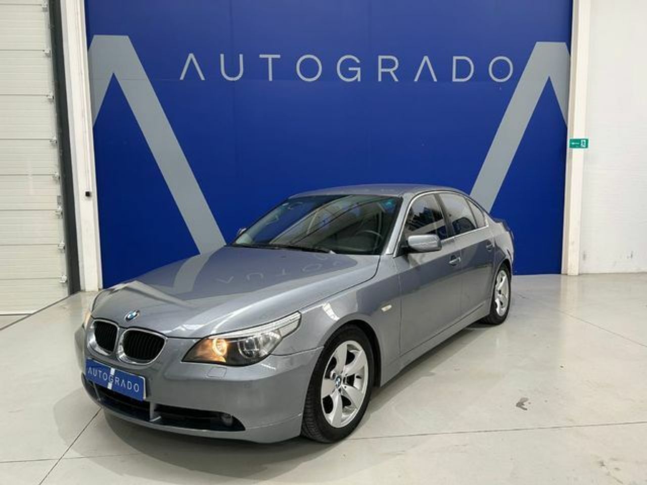 Foto bmw serie 5 2003 /