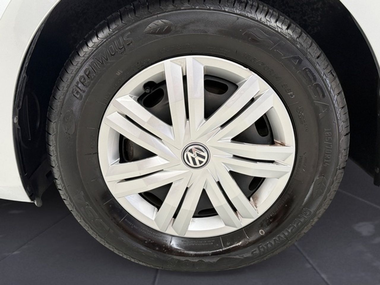 Volkswagen Polo Edition 1.0 55 kW (75 CV) - foto 14