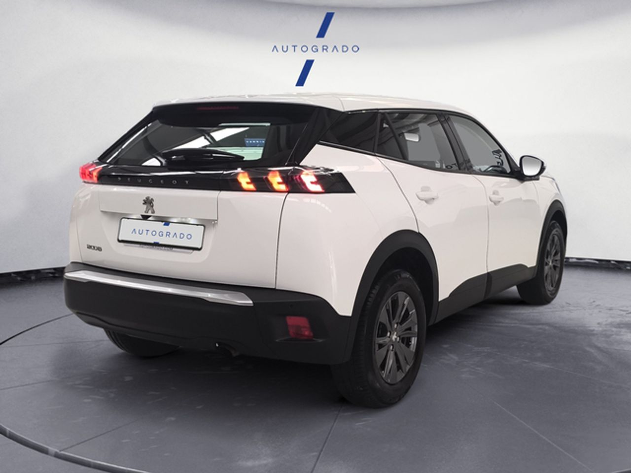 Peugeot 2008 BlueHDi 100 S&S Active 75 kW (100 CV) - foto 5