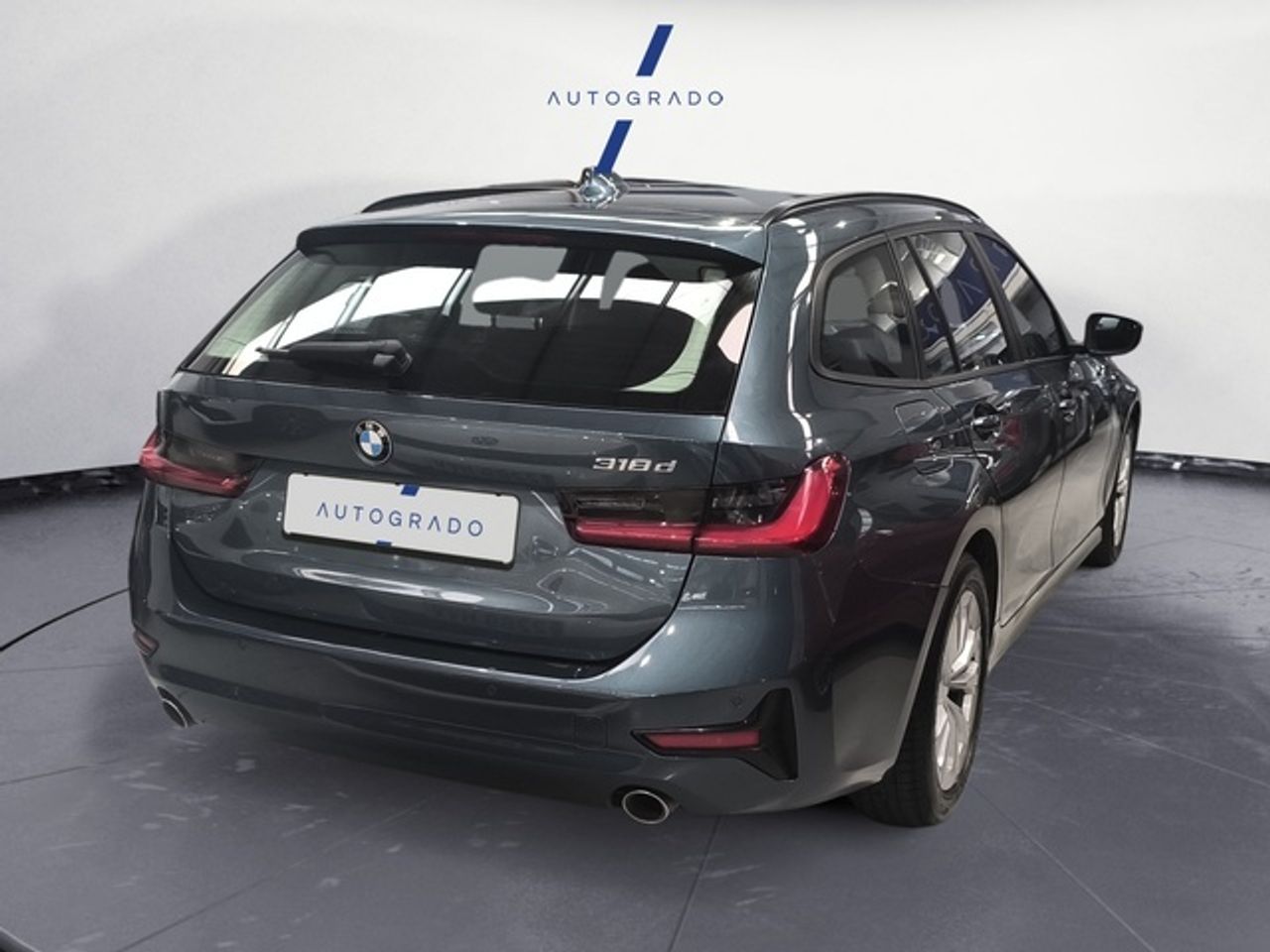 BMW Serie 3 318d Touring 110 kW (150 CV) - foto 3