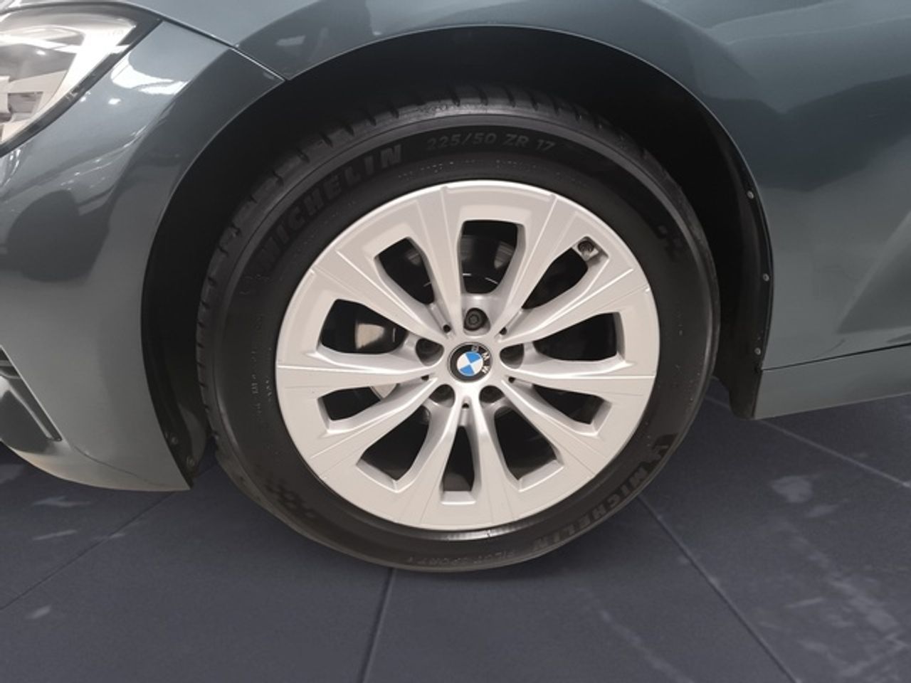 BMW Serie 3 318d Touring 110 kW (150 CV) - foto 13