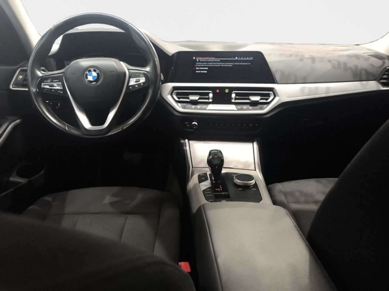 BMW Serie 3 318d Touring 110 kW (150 CV) - foto 9