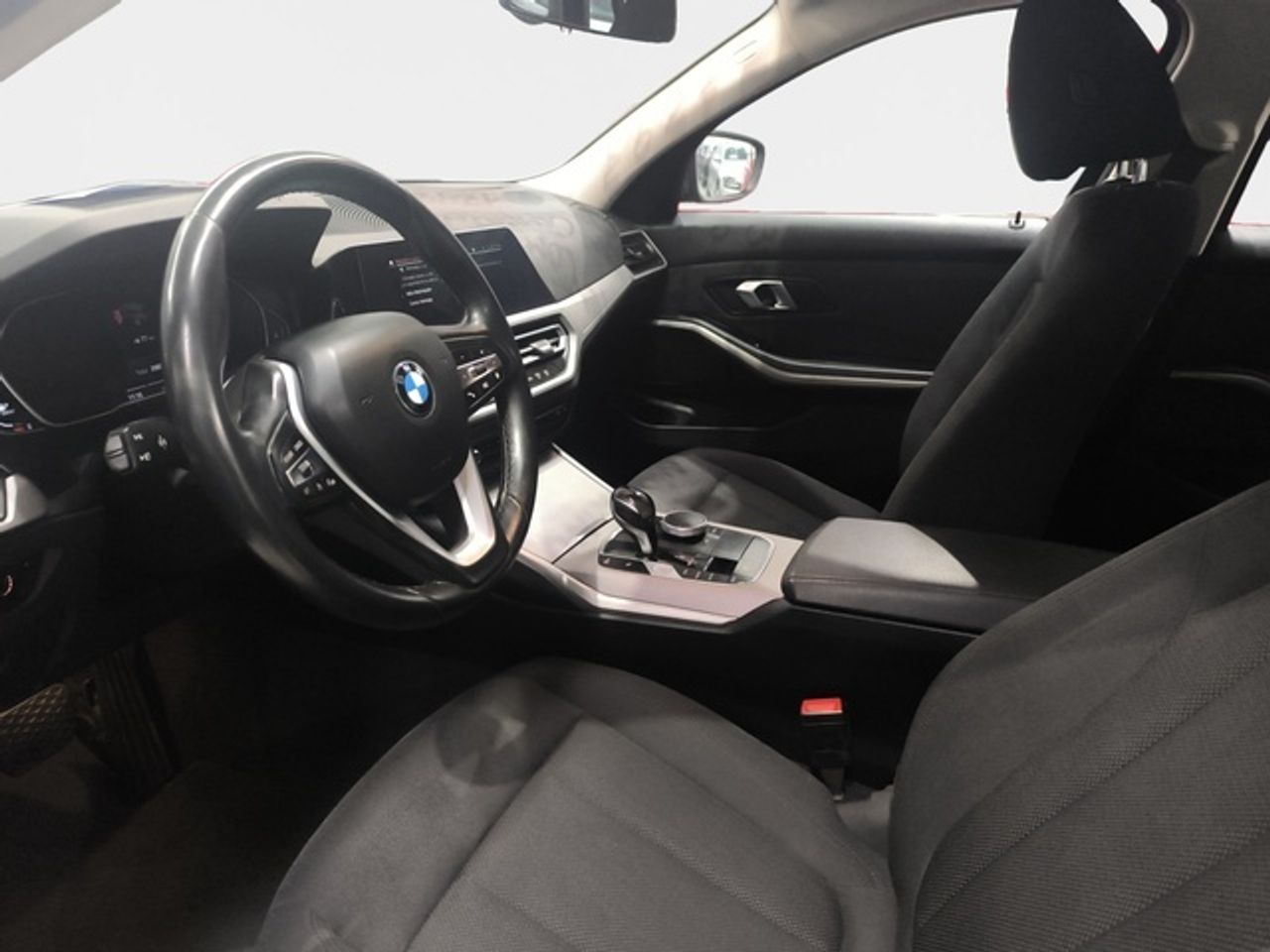 BMW Serie 3 318d Touring 110 kW (150 CV) - foto 8