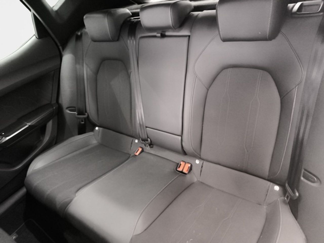 Cupra León 1.5 eTSI DSG 110 kW (150 CV) - foto 13