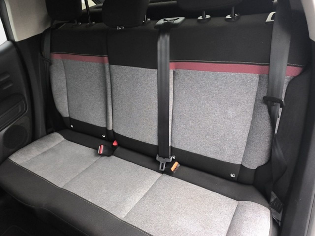 Citroën C3 PureTech 82 C-Series 61 kW (83 CV) - foto 12