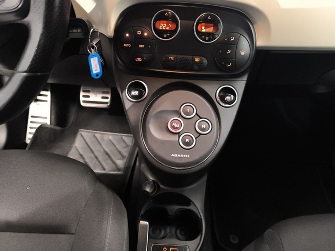 Abarth 500 Cabrio 1.4 16v T-Jet 595 107 kW (145 CV) - foto 11