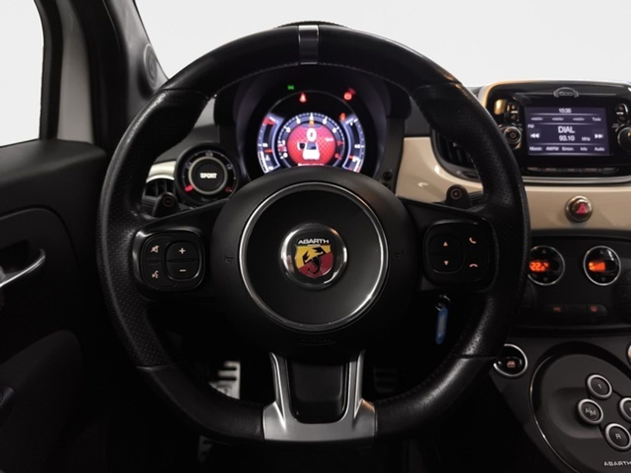 Abarth 500 Cabrio 1.4 16v T-Jet 595 107 kW (145 CV) - foto 12